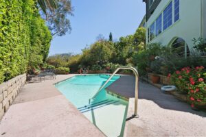 10966 Strathmore Dr. #9, Westwood, CA 90024